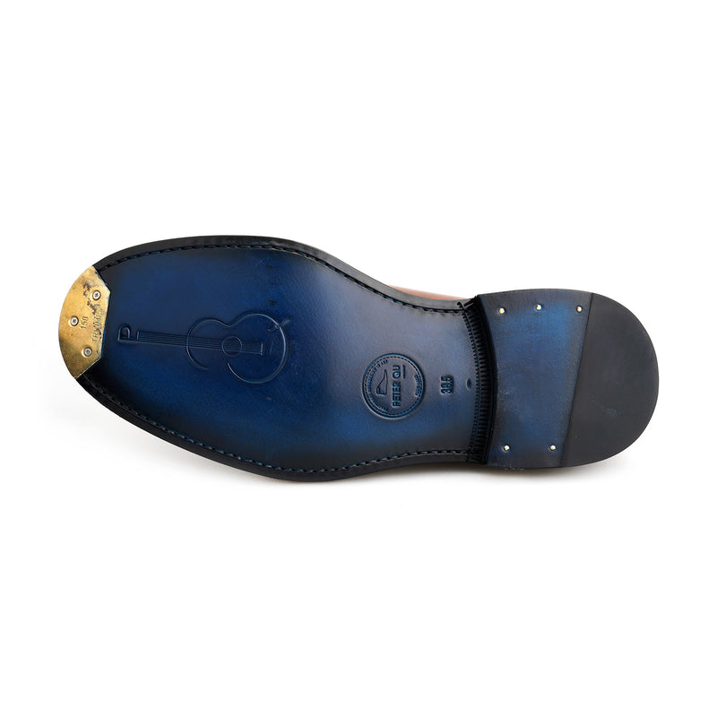 SHELL Brogue Blucher in Shell Cordovan